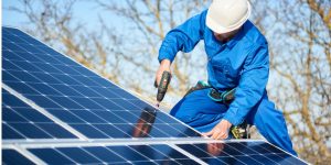 Installation Maintenance Panneaux Solaires Photovoltaïques à Bourg-le-Comte